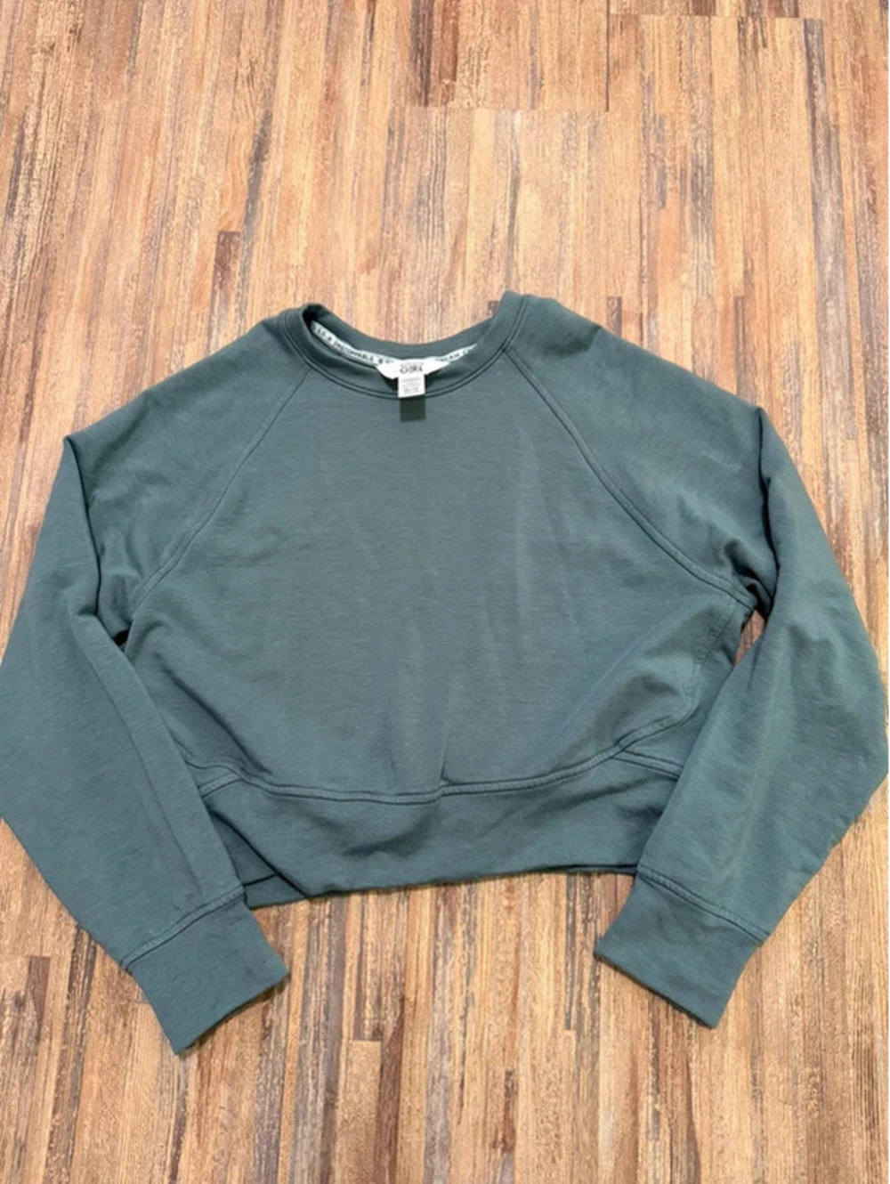 Athleta girl youth XL crewneck